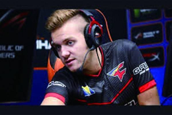 2025LPL夏季赛常规赛第一周最数据：FoFo获得首周最高KDA